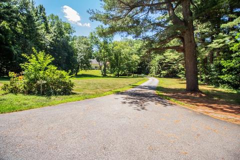 187 Main St, Douglas, MA 01516 photo 1