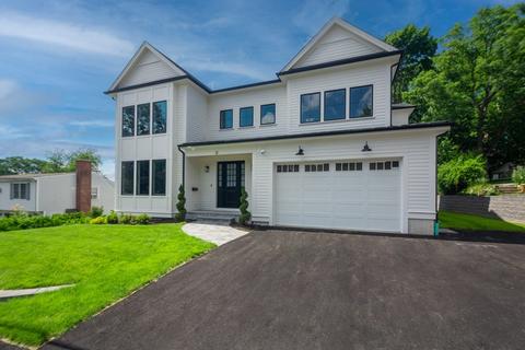 21 Hill St, Needham, MA 02494 photo 1