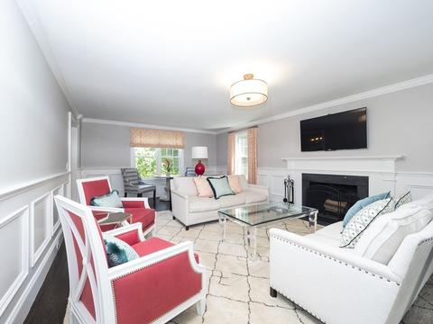 41 Wildwood Dr, Needham, MA 02492 photo 5