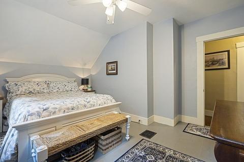 696 Hapgood St, Athol, MA 01331 photo 27