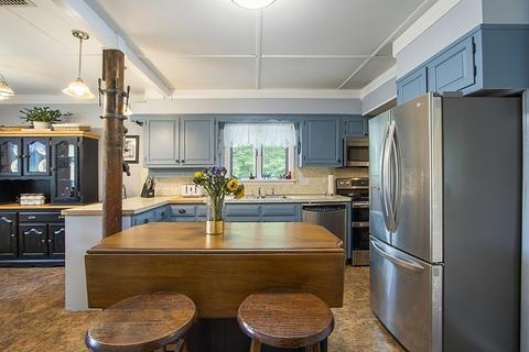696 Hapgood St, Athol, MA 01331 photo 14
