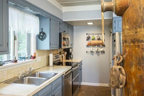 696 Hapgood St, Athol, MA 01331 photo 15