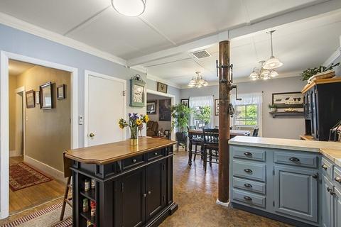 696 Hapgood St, Athol, MA 01331 photo 13