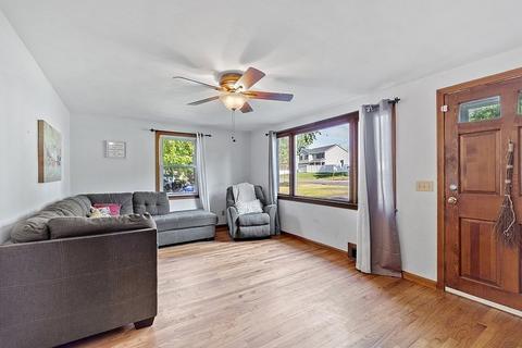1319 Sumner Ave, Springfield, MA 01118 photo 3