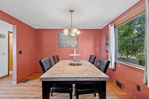 1319 Sumner Ave, Springfield, MA 01118 photo 18
