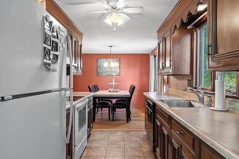 1319 Sumner Ave, Springfield, MA 01118 photo 17