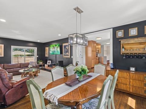 327 Plain, Millis, MA 02054 photo 7