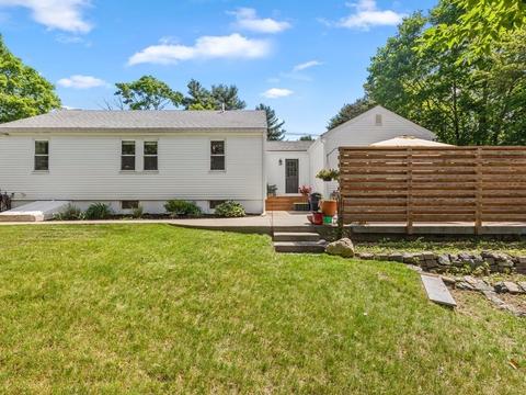 327 Plain, Millis, MA 02054 photo 26