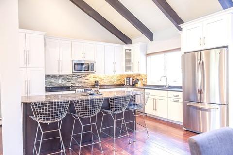 9 Lawrence Dr, Marblehead, MA 01945 photo 4