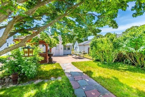 14 Grant St, Wareham, MA 02571 photo 8
