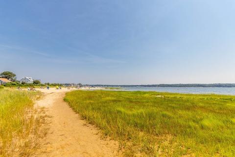 14 Grant St, Wareham, MA 02571 photo 12