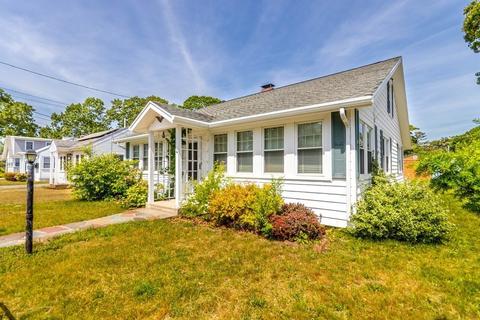 14 Grant St, Wareham, MA 02571 photo 3
