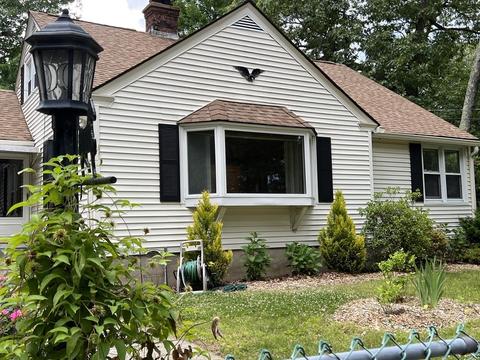95 Chicopee St, Worcester, MA 01602 photo 2