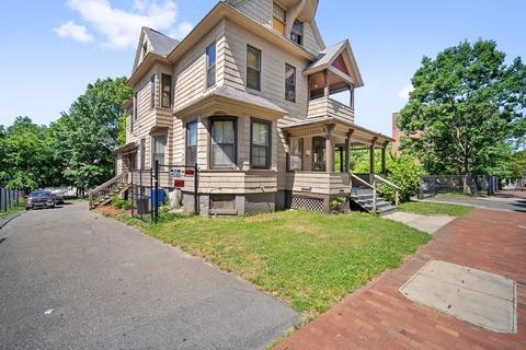 108 School St, Springfield, MA 01105 photo 2