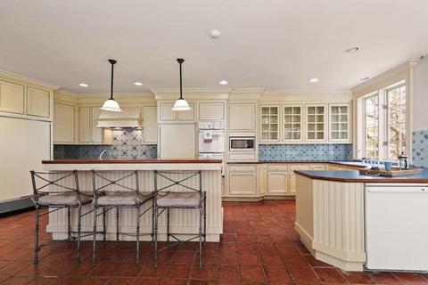 31 Boyles St, Beverly, MA 01915 photo 14