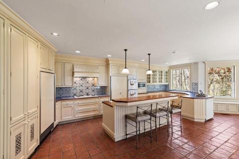 31 Boyles St, Beverly, MA 01915 photo 13