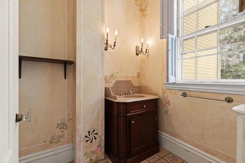 31 Boyles St, Beverly, MA 01915 photo 18