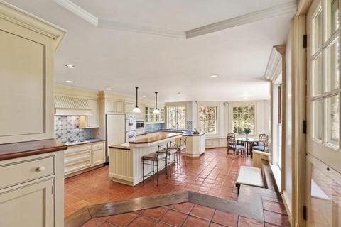 31 Boyles St, Beverly, MA 01915 photo 12