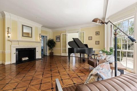 31 Boyles St, Beverly, MA 01915 photo 9