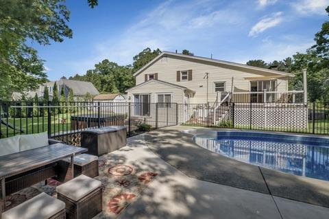 35 Old Jacobs Rd, Georgetown, MA 01833 photo 3