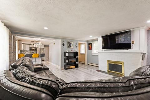 45 Marsh Ave, Worcester, MA 01605 photo 8