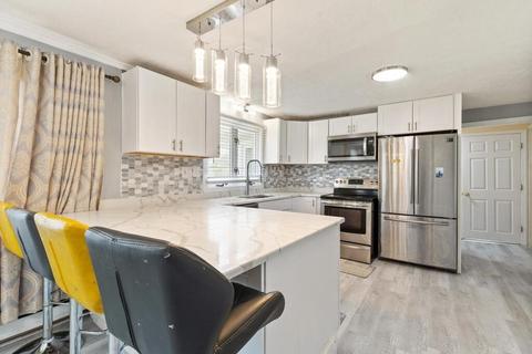 45 Marsh Ave, Worcester, MA 01605 photo 12