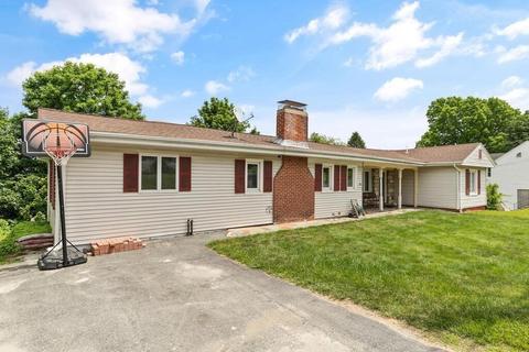 45 Marsh Ave, Worcester, MA 01605 photo 3