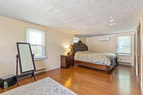 45 Marsh Ave, Worcester, MA 01605 photo 21