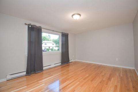 126 Clement St, Springfield, MA 01118 photo 10