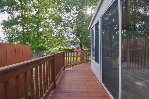 126 Clement St, Springfield, MA 01118 photo 30