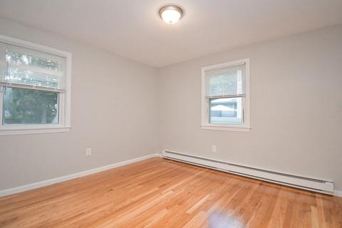 126 Clement St, Springfield, MA 01118 photo 17