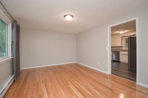 126 Clement St, Springfield, MA 01118 photo 8