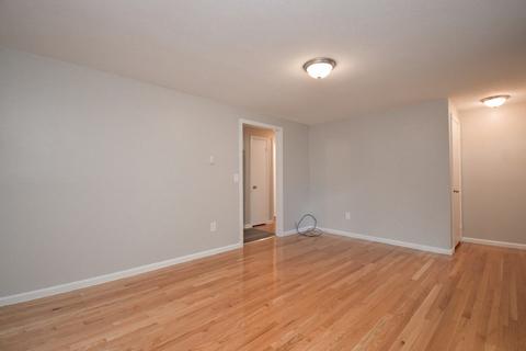 126 Clement St, Springfield, MA 01118 photo 11