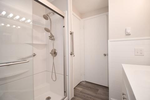 126 Clement St, Springfield, MA 01118 photo 23