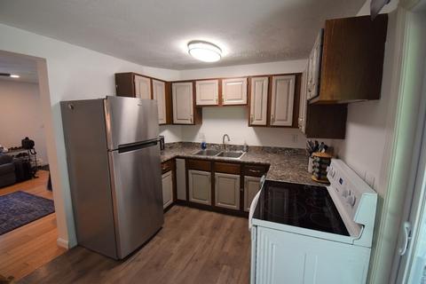 130 Hackett Hill Rd #B, Hooksett, NH 03106 photo 10