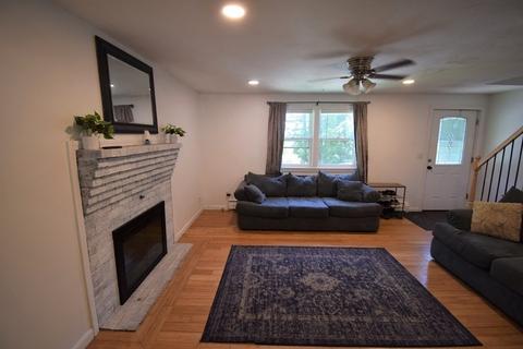 130 Hackett Hill Rd #B, Hooksett, NH 03106 photo 5