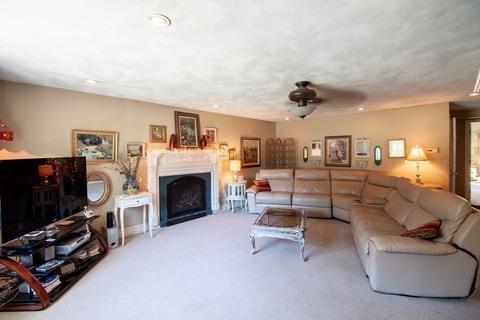 5 Auburn St, Danvers, MA 01923 photo 17