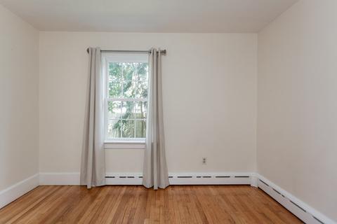 2 Hamlet St, Fairhaven, MA 02719 photo 17