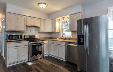 2 Hamlet St, Fairhaven, MA 02719 photo 8