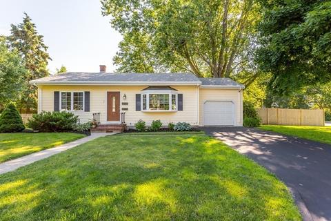 2 Hamlet St, Fairhaven, MA 02719 photo 3