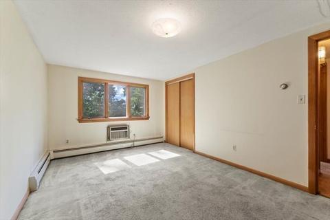 66 Chalmers St, Springfield, MA 01118 photo 19