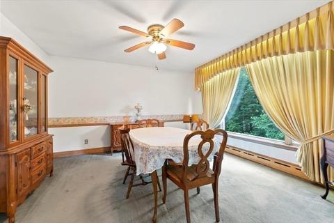 66 Chalmers St, Springfield, MA 01118 photo 7