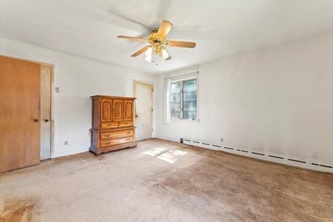 66 Chalmers St, Springfield, MA 01118 photo 15