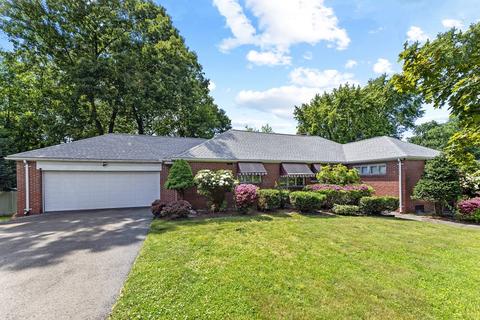 66 Chalmers St, Springfield, MA 01118 photo 1