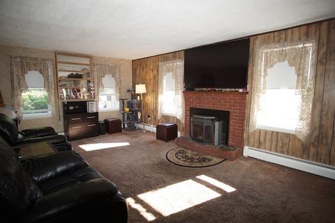5 A St, Douglas, MA 01516 photo 8