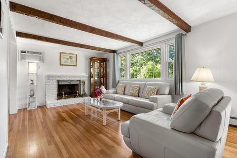 20 John Swift Rd, Acton, MA 01720 photo 2