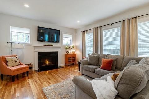 18 Pond View Ln, Beverly, MA 01915 photo 10
