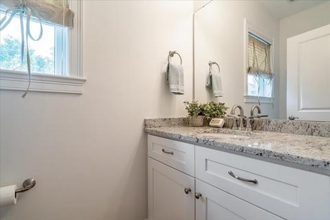 18 Pond View Ln, Beverly, MA 01915 photo 22