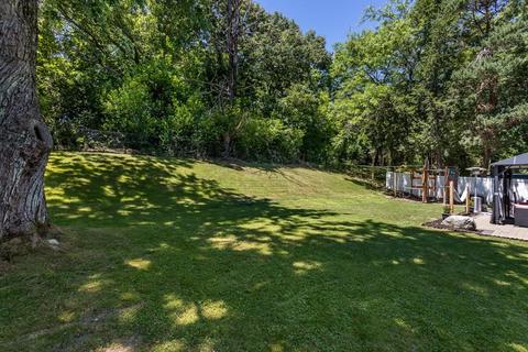8 Edith Rd, Framingham, MA 01701 photo 22