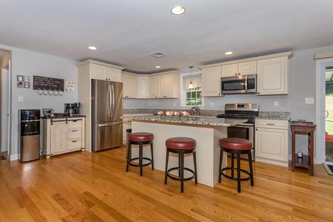 8 Edith Rd, Framingham, MA 01701 photo 6